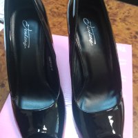 Нови черни обувки лак 38 номер, снимка 2 - Дамски обувки на ток - 40437633
