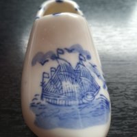 Сувенири:  Холандска пантофка, дървена купа, малка сувенирна лъжичка , снимка 2 - Други ценни предмети - 41186001