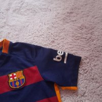 Nike Barcelona MESSI денска тениска 8- 10 години. , снимка 2 - Детски тениски и потници - 41921925