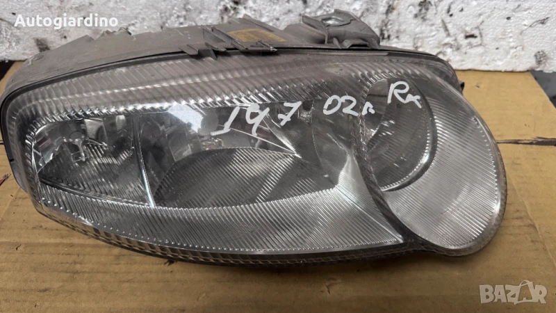 Оригинални Фарове зa Alfa Romeo 147 - 468261940 / 0301186202, снимка 1