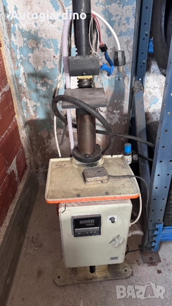 Машина за поставяне на щампи, снимка 1