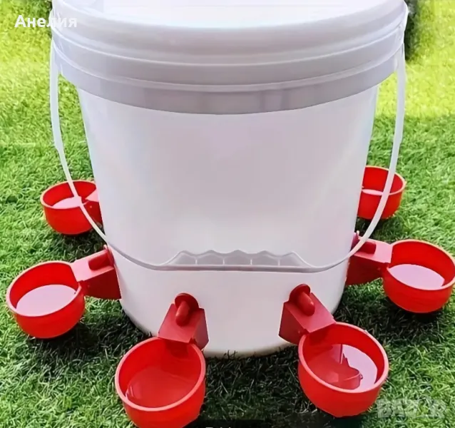 Автоматична поилка за птици, снимка 1