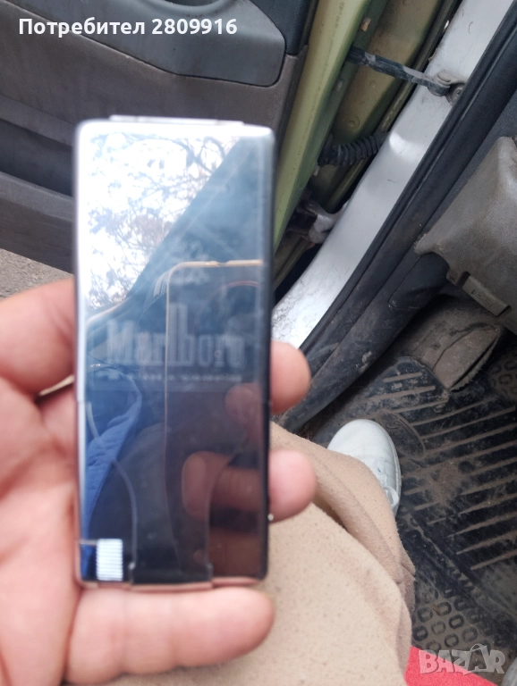 Стара табакера със запалка Марлборо , снимка 1