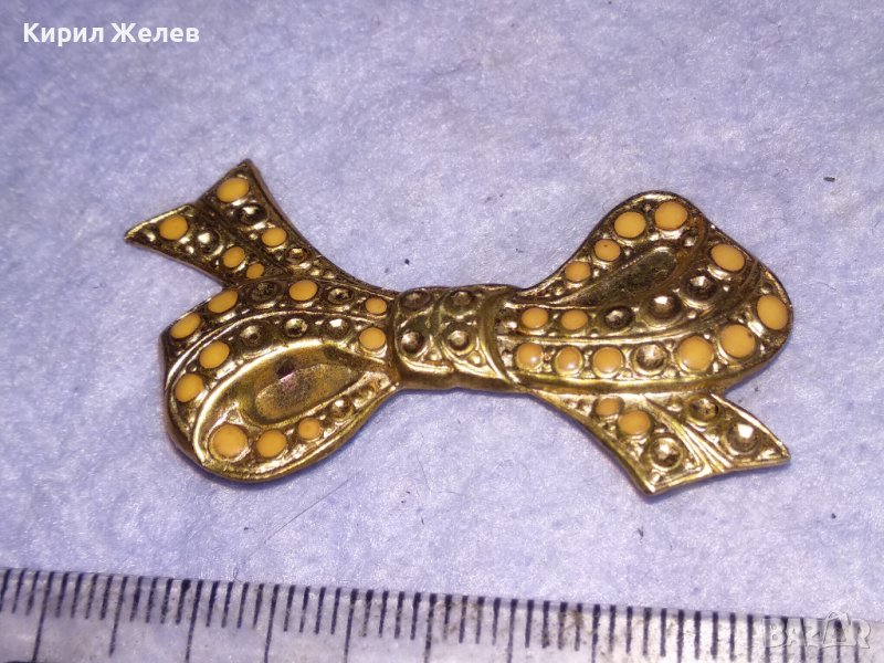 СТАРА ПОЗЛАТЕНА РЕТРО АРТ НУВО СТИЛ БРОШКА - ПАНДЕЛКА 38642, снимка 1