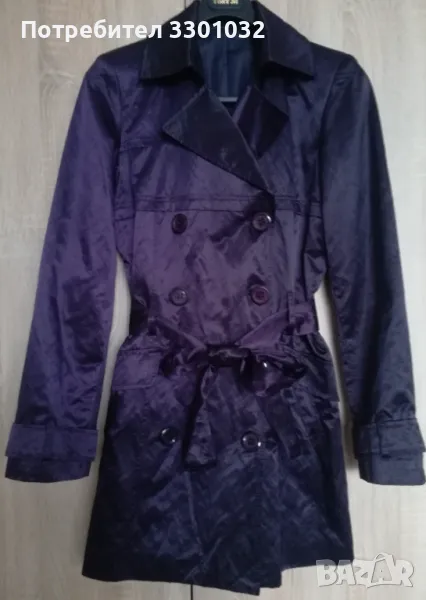 Тренчкот от тъмнолилав сатиниран плат ,размер М,Италия, снимка 1