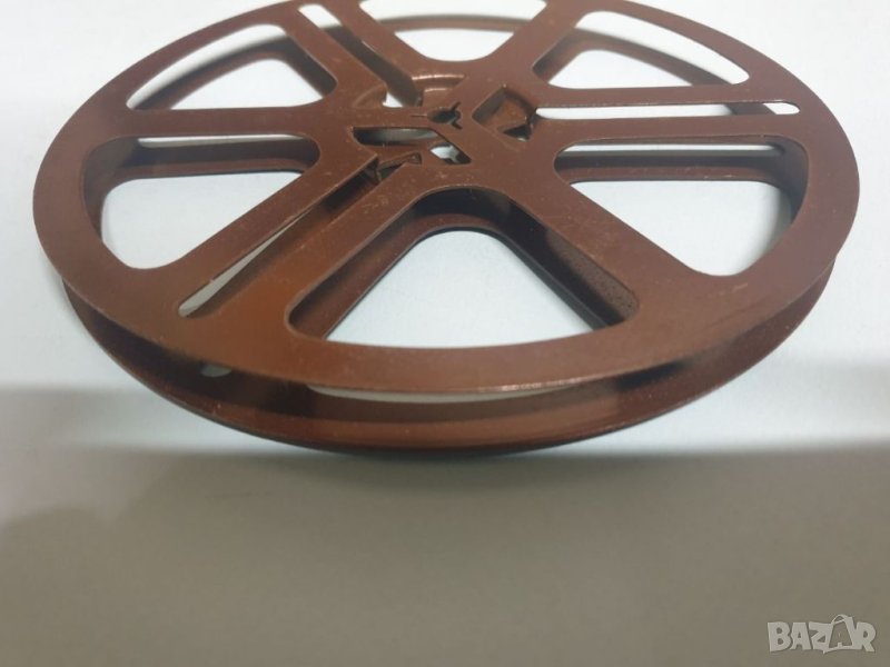 18см метална магнетофонна ролка Sound Mirror С кутия., снимка 1