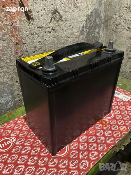 Почти чисто нов акумулатор YUASA 45 амп/ч 325 А Азиатка L+ с гаранция, снимка 1