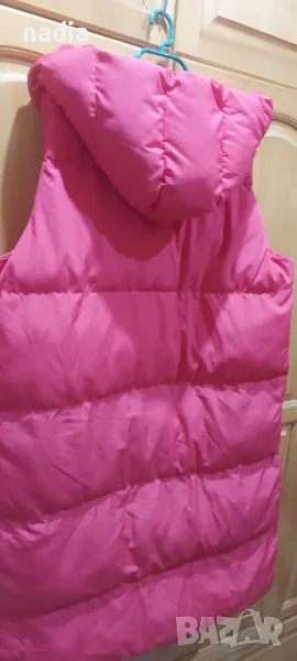 Цикламен елек дълъг,само пробван,с качулка и двоен джоб, снимка 1