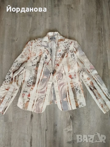 Дамски костюм, снимка 5 - Костюми - 51210421