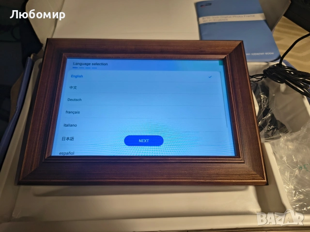 Цифрова фоторамка WiFi 10-инчова цифрова фоторамка, IPS HD сензорен екран, интелигентна , снимка 2 - Други стоки за дома - 53411463