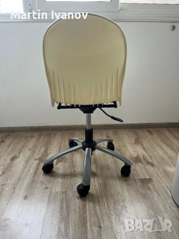 Малко сторче с колелца и амориьор, снимка 2 - Столове - 52799305