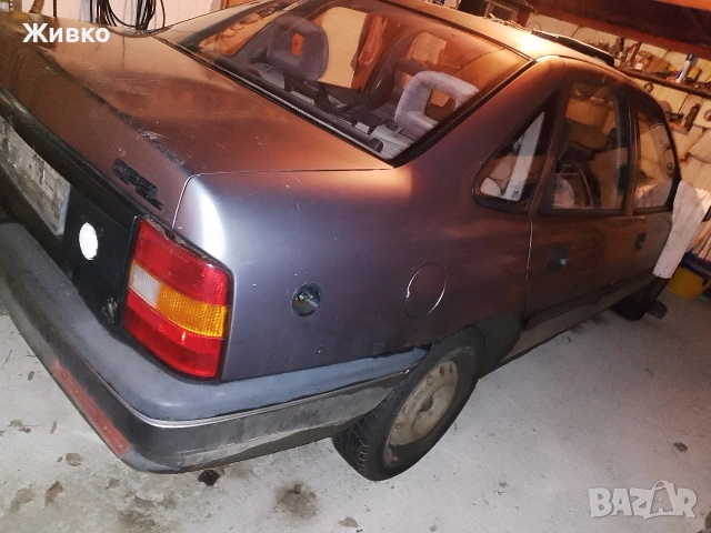 Опел Вектра А 1.8