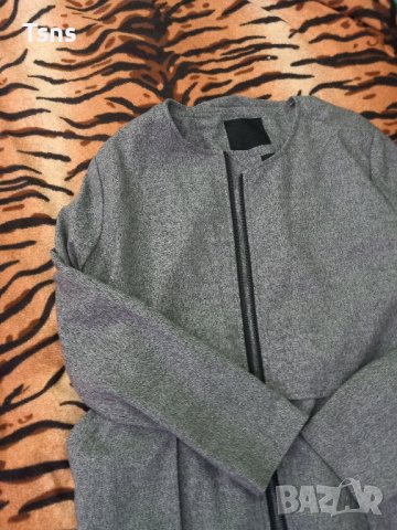 светло палто, снимка 4 - Палта, манта - 41861401