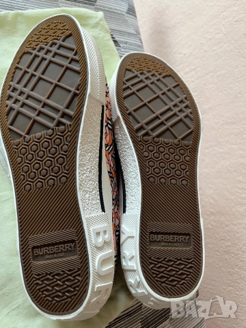 Burberry дамски обувки, снимка 3 - Маратонки - 52210770