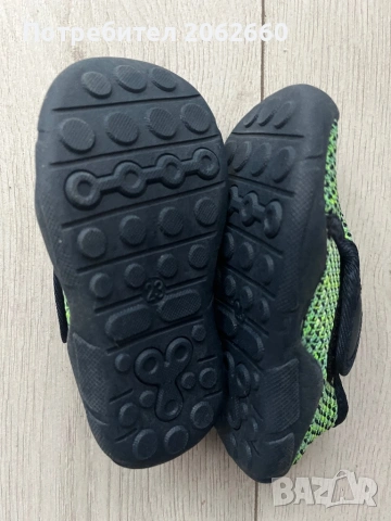 Нови пантофи, снимка 3 - Детски пантофи - 53304994