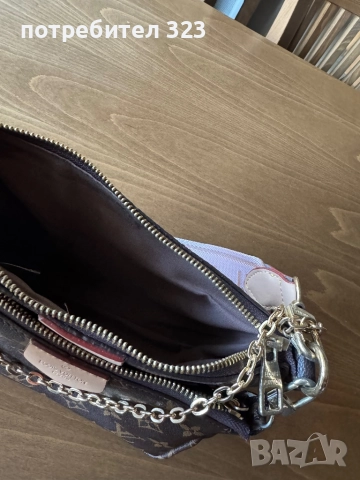 Дамска чанта, снимка 3 - Чанти - 52519221