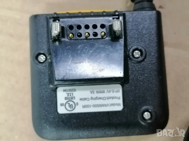 Автомобилно зарядно Sinbon Motorola VCA9500-01R CCA24W03-54V, снимка 4 - Друга електроника - 53610747