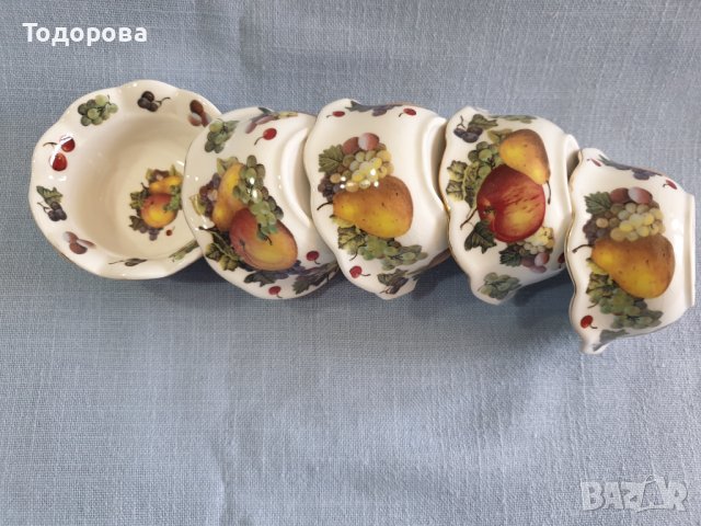 Порцеланови купички за сладко-Еngland collection royal porcelain, снимка 5 - Сервизи - 40956800