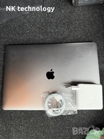 Apple MacBook Pro A1990 (2018), снимка 2 - Лаптопи за работа - 53508837