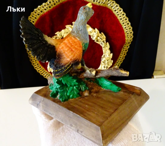 Порцеланова фигура Глухар,поставка за пура,лого на бира Hasseröder, снимка 10 - Антикварни и старинни предмети - 53066932