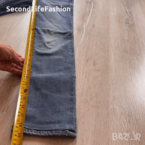 Дамски слим дънки Levi’s 711 размер W24 L32 сини, снимка 6 - Дънки - 53106551