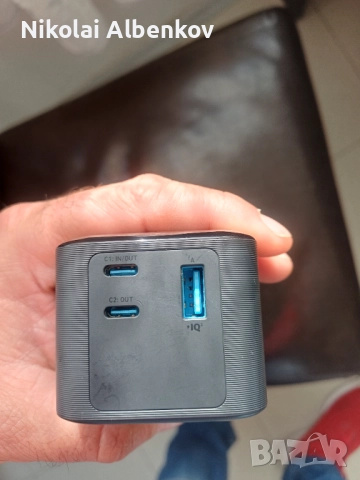 Външна батерия ANKER , снимка 2 - Външни батерии - 52837199