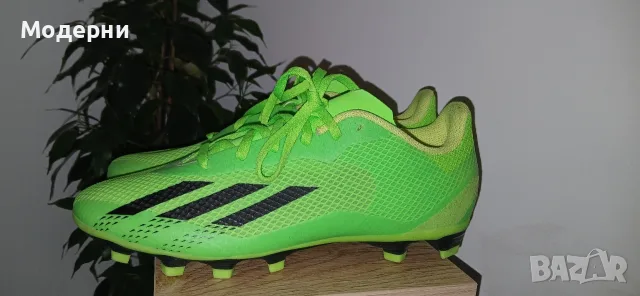 калеври Adidas 40 номер , снимка 2 - Спортни обувки - 56247307
