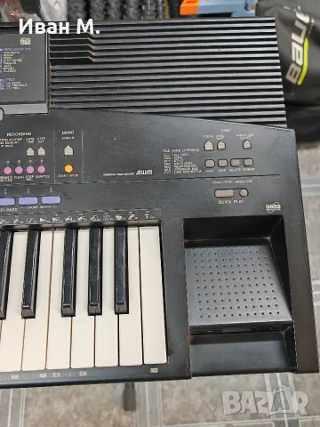 синтезатор Yamaha PSR 1700 , снимка 5 - Синтезатори - 55805376