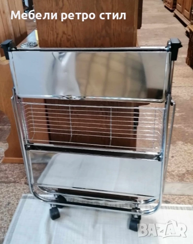 Сервизна  масичка на колелца с хромирана повърхност. Сгъваема и  лесно подвижна. , снимка 9 - Маси - 52226065