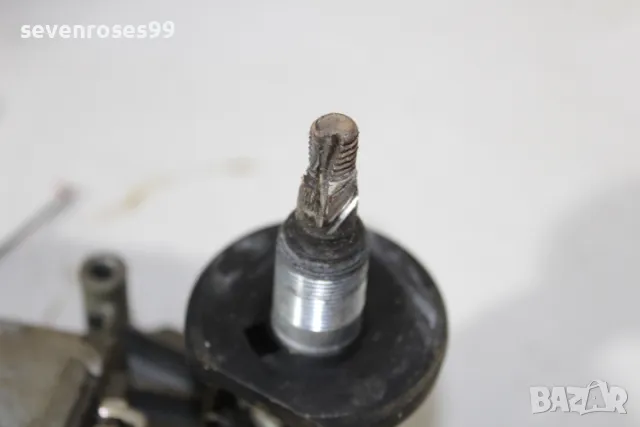 Мотор задна чистачка Рено Меган Сценик Renault Megane Scenic  53008302  шпилката е малко нарязана , снимка 3 - Части - 50337429