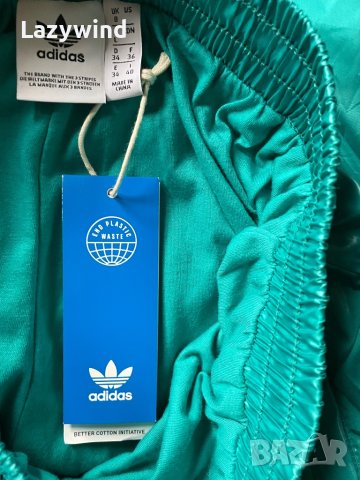 Adidas Originals cargo панталон , снимка 3 - Панталони - 40979609