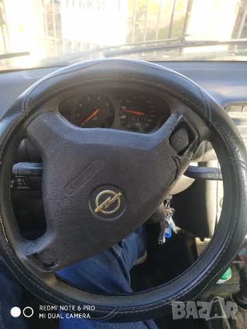 Опел Тигра 1.4 1999г, снимка 2 - Автомобили и джипове - 52172101