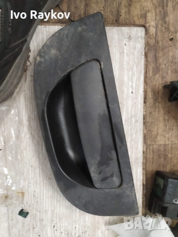 Дръжка врата Alfa Romeo 147 2006г.(задна лява) , A739D, снимка 2 - Части - 53697361