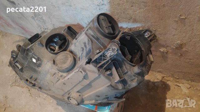 Продавам - ориинален десен рефлекторен фар за Голф 7 за ремкнт или части, снимка 7 - Части - 44350533