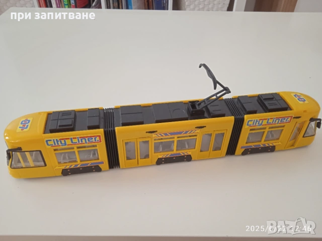 Голям камион цистерна 40 см. и голям трамвай 46 см., Dickie, снимка 15 - Коли, камиони, мотори, писти - 50756038