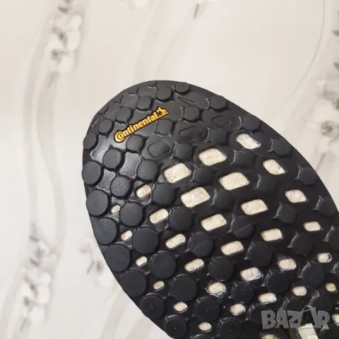 маратонки  Pharrell Williams x adidas Solar Hu Glide  номер 43 1/2, снимка 7 - Маратонки - 49156920