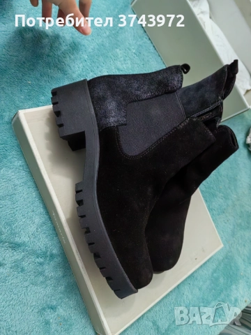 Tamaris - велурени боти