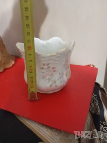 Порцеланова саксия, снимка 2 - Други ценни предмети - 53839052