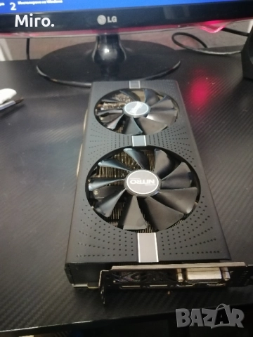 Sapphire nitro plus RX 570 4 GB GDDR5 , снимка 5 - Видеокарти - 52434702