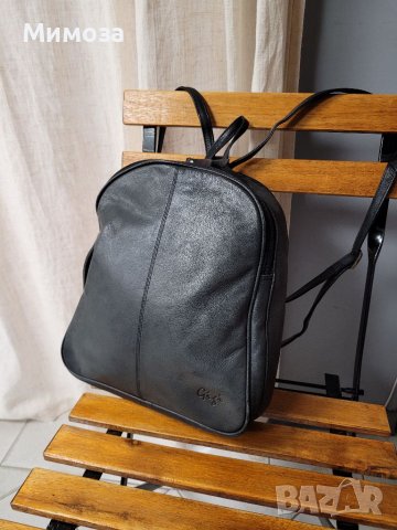 Gigi естествена кожа черна раница( 290€ в интернет), снимка 16 - Раници - 41384649