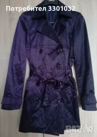 Тренчкот от тъмнолилав сатиниран плат ,размер М,Италия, снимка 1