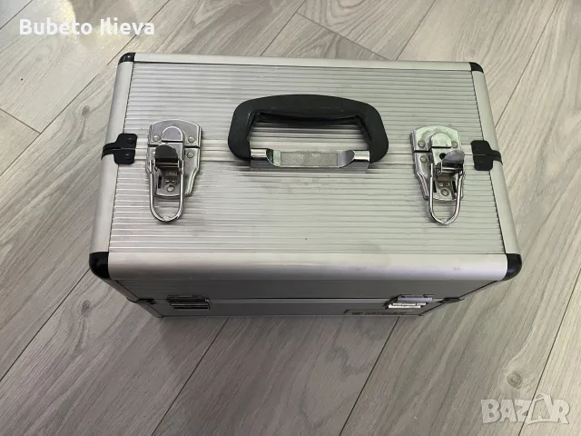 куфар за грим KRYOLAN, снимка 2 - Куфари - 56208968