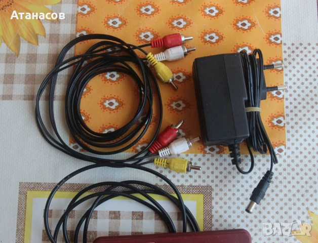 Family computer конзола - Нинтендо 8 бита, снимка 2 - Nintendo конзоли - 50513189