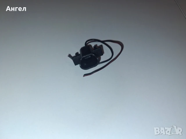 Двупинова ел. букса за свързване към LED мигач, снимка 2 - Аксесоари и консумативи - 51055601