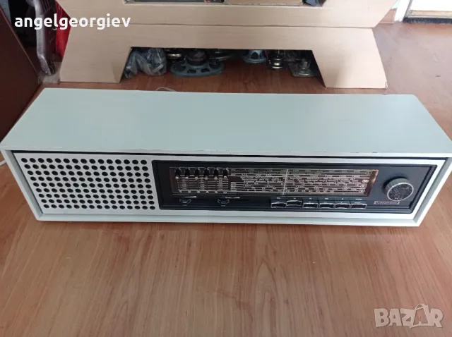 Радио Grundig RF 731 . 1974-1978 г. , снимка 5 - Радиокасетофони, транзистори - 47474333