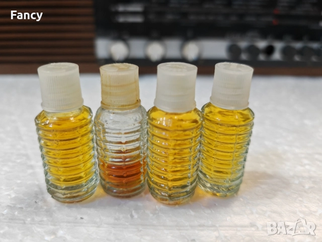 Стари шишенца с одеколони Духи Венера , снимка 2 - Други ценни предмети - 51828695