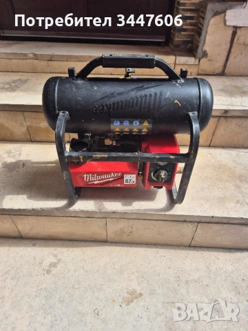 Milwaukee M18 FAC компресор 