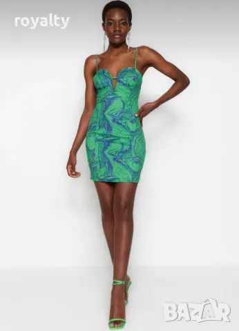 Стилна дамска рокля 