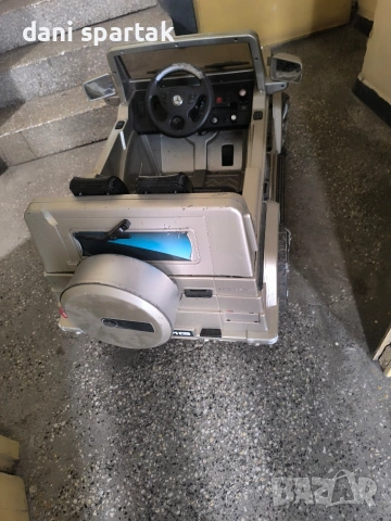 Акумулаторна кола , снимка 4 - Детски велосипеди, триколки и коли - 53762068