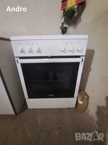 Готварска печка с керамичен плот